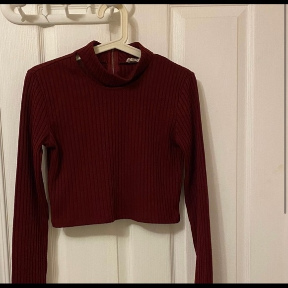 Three long sleeve crop tops - Picture 6 of 7